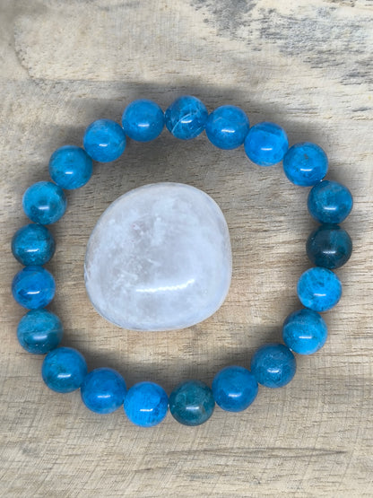 Bracelet femme en Apatite "Clarté et Équilibre"